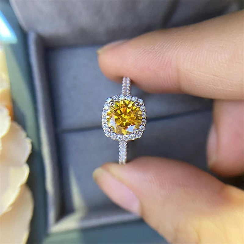 Yellow Four Claw Square Package Moissanite Ring -R018